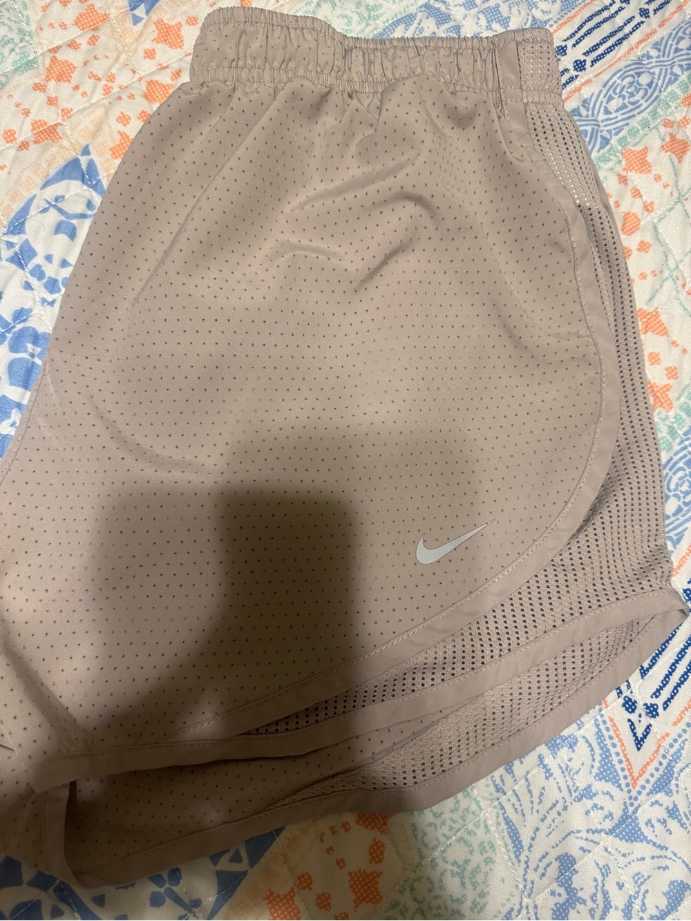 Nike Dri-FIT Taupe Performance Shorts - Picture 4 of 4